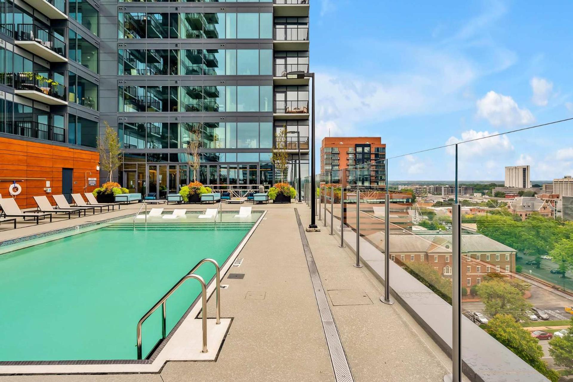 High-Rise Apt Raleigh Free Parking & Sunset View 1 Extérieur photo