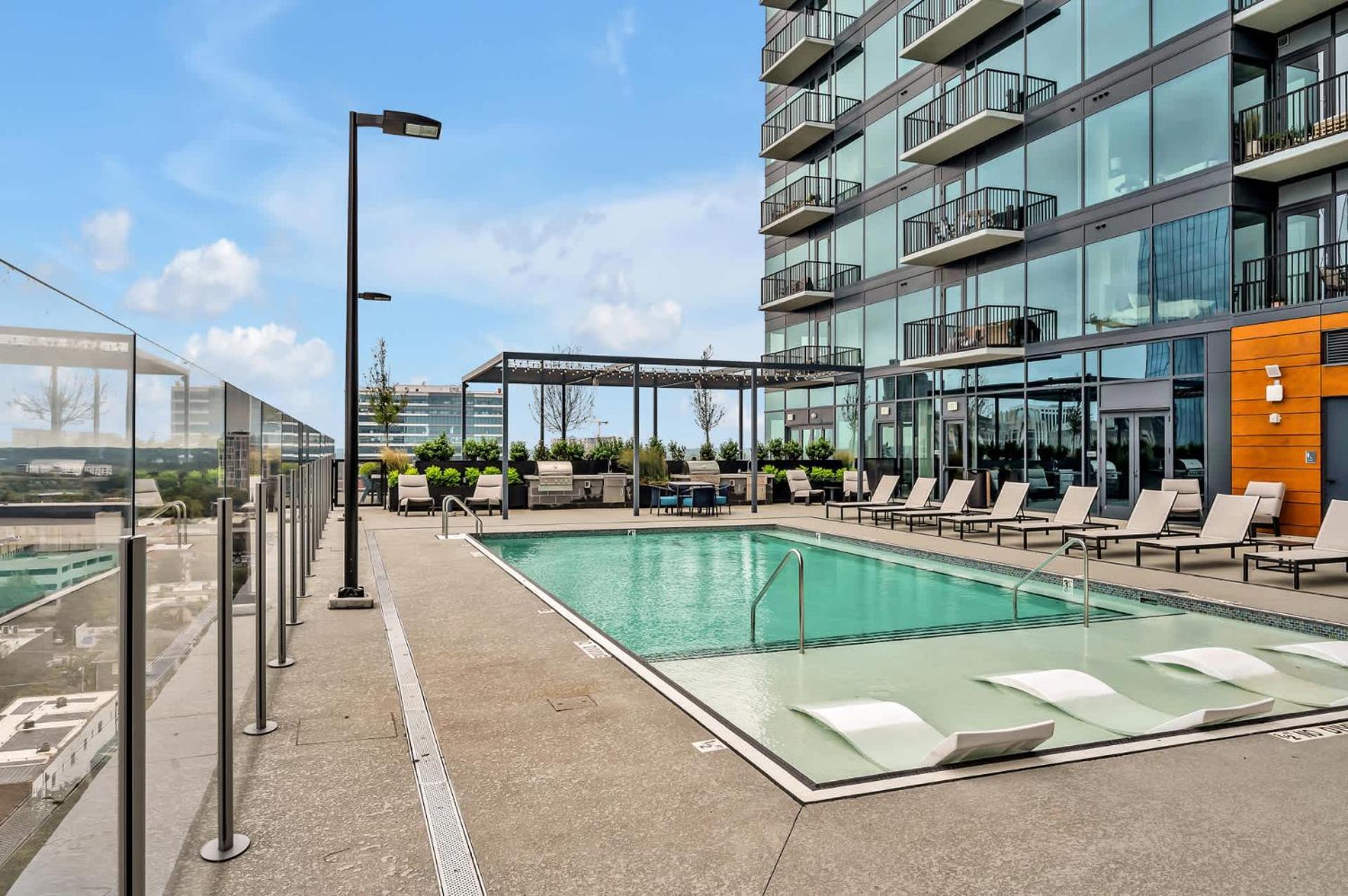 High-Rise Apt Raleigh Free Parking & Sunset View 1 Extérieur photo