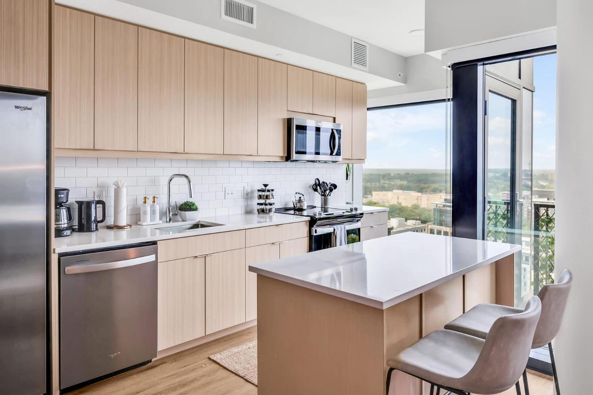 High-Rise Apt Raleigh Free Parking & Sunset View 1 Extérieur photo