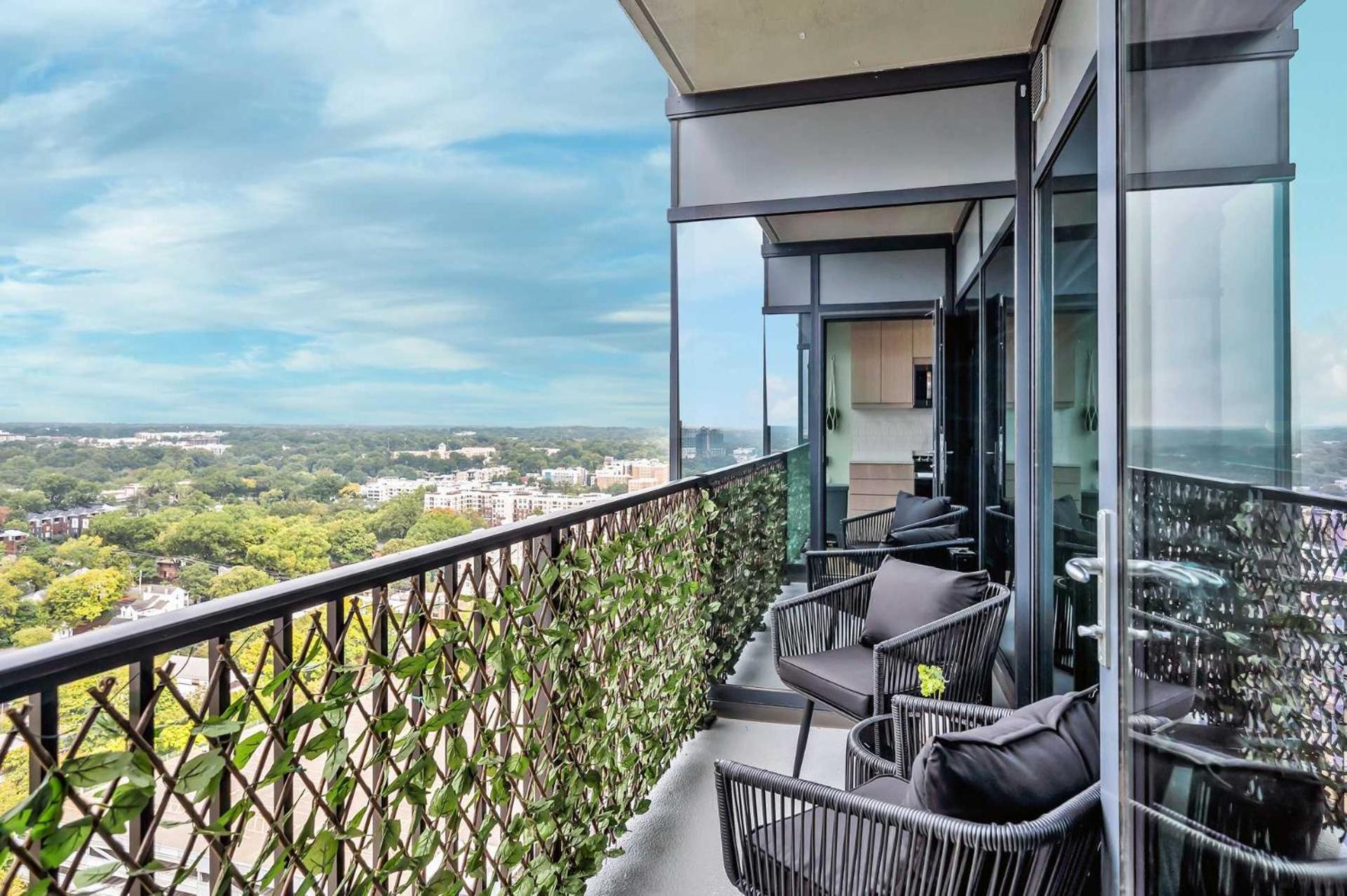 High-Rise Apt Raleigh Free Parking & Sunset View 1 Extérieur photo